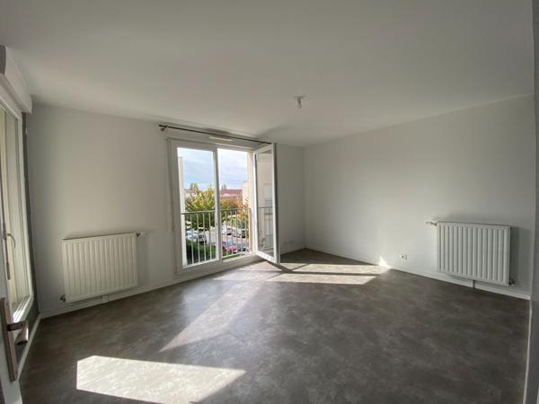 A VENDRE Appartement Meaux 2 pièce(s)  A MEAUX