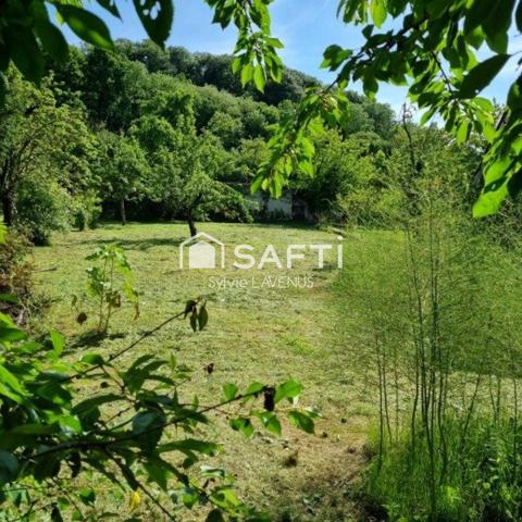 A BLERANCOURT, MAISON EN PIERRE DE 70 M2 AVEC GRENIER, 2 CAVES ET DÉPENDANCE,  SUR SON TERRAIN CLOS DE 784 M2.