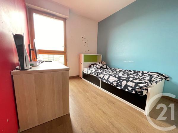 Appartement F4 à vendre  4 pièces - 82,78 m2 LA PLAINE ST DENIS - 93