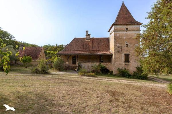 Maison à vendre |  Cazals |  19 pièces | 727 m²