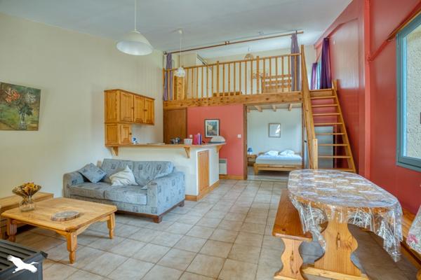 Maison à vendre |  Cazals |  19 pièces | 727 m²