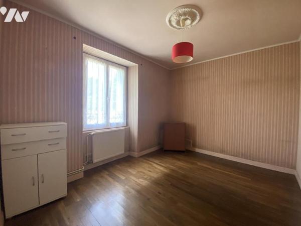 MAISON 71M² A RENOVER  - PARCELLE 1100M²