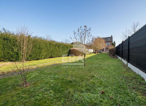 COURRIERES individuelle 170 m² 6 chambres avec grand jardin