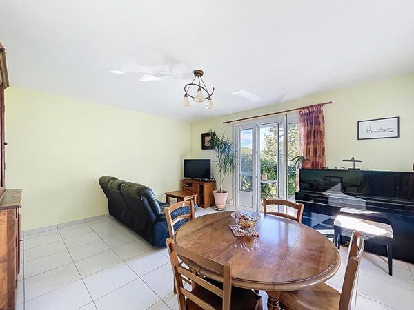 Manosque, maison 4 pièces 81 m² , balcon, terrasse, garage et abris de jardin