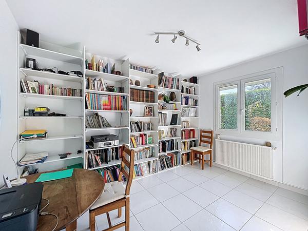 Manosque, maison 4 pièces 81 m² , balcon, terrasse, garage et abris de jardin