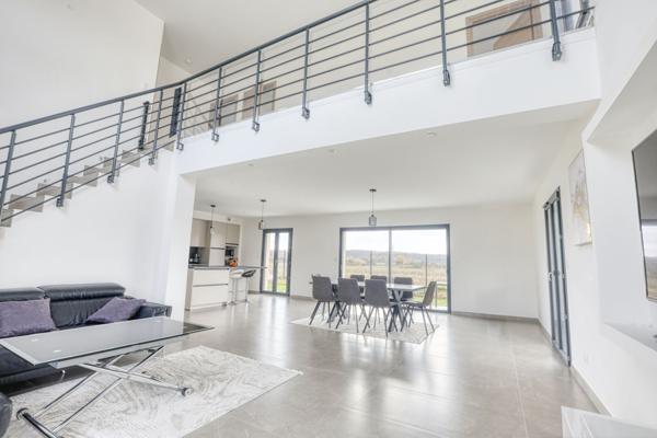 Maison récente 6 pièces 150m²