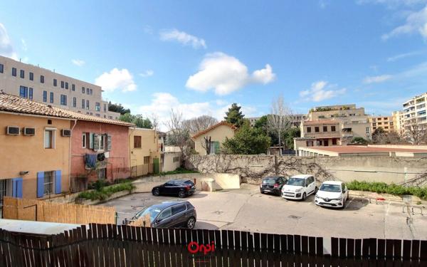 Appartement à vendre    2 pièces • 40 m2 Marseille 10