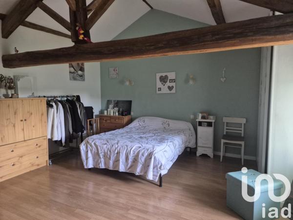 Maison à vendre 6 pièces 169 m² Valence-en-Poitou