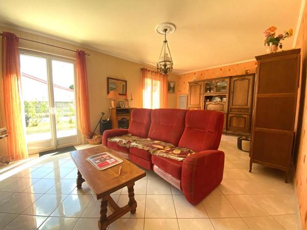 MAISON PLAIN PIED - 3 CHAMBRES 44680 SAINTE PAZANNE - BUDGET 270 400  HAI