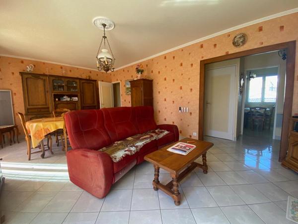 MAISON PLAIN PIED - 3 CHAMBRES 44680 SAINTE PAZANNE - BUDGET 270 400  HAI
