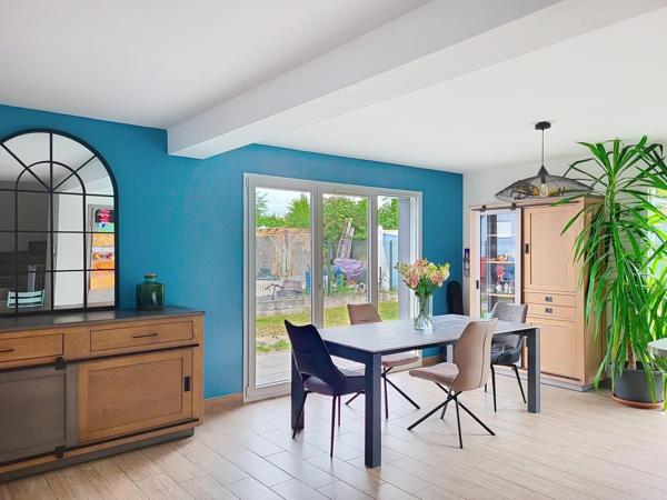 Belle maison contemporaine de 120m² sur 4.02 ares.