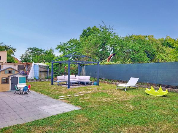 Belle maison contemporaine de 120m² sur 4.02 ares.