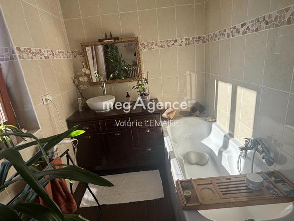 Maison à GRETZ-ARMAINVILLIERS, 77220 - 8 pièces 200m²