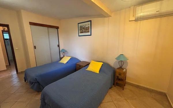 Maison à louer    4 pièces •  Saint-François