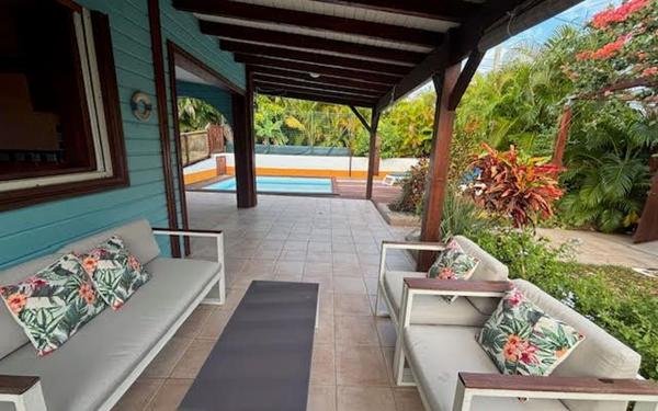 Maison à louer    4 pièces •  Saint-François