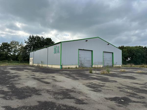 Entrepôt / local industriel 500 m²