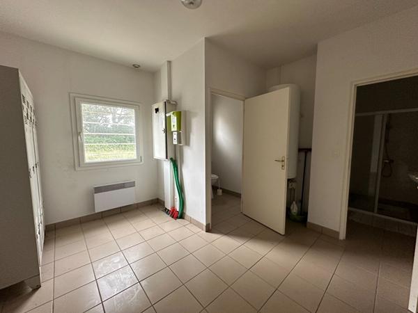 Entrepôt / local industriel 500 m²