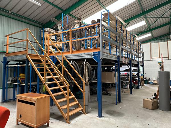 Entrepôt / local industriel 500 m²