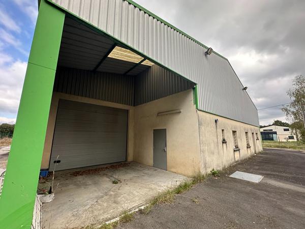 Entrepôt / local industriel 500 m²
