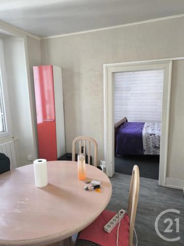 Immeuble à vendre  120 m 2   VIC SUR CERE  - 15