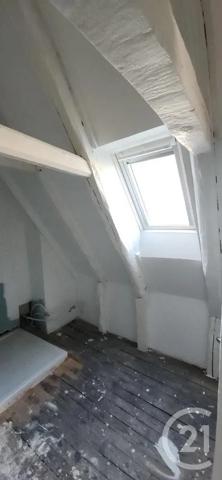 Immeuble à vendre  120 m 2   VIC SUR CERE  - 15