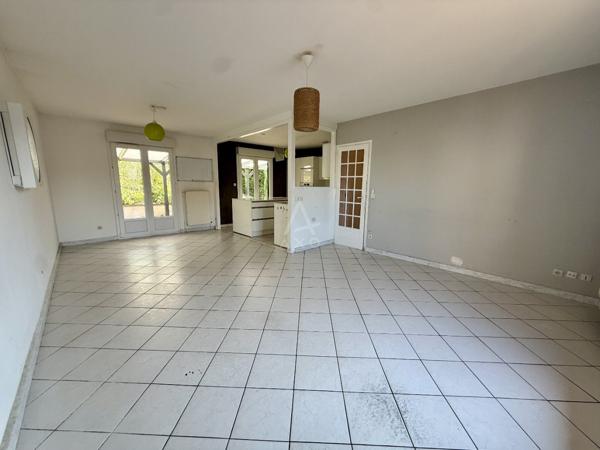 EXCLUSIVITÉ // MAISON INDIVIDUELLE // 122 M2 // 3 CHAMBRES // BUREAU AVEC ACCÈS INDÉPENDANT // JARDIN // GARAGE