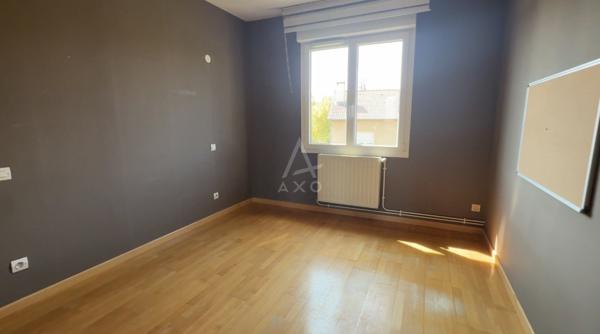 EXCLUSIVITÉ // MAISON INDIVIDUELLE // 122 M2 // 3 CHAMBRES // BUREAU AVEC ACCÈS INDÉPENDANT // JARDIN // GARAGE