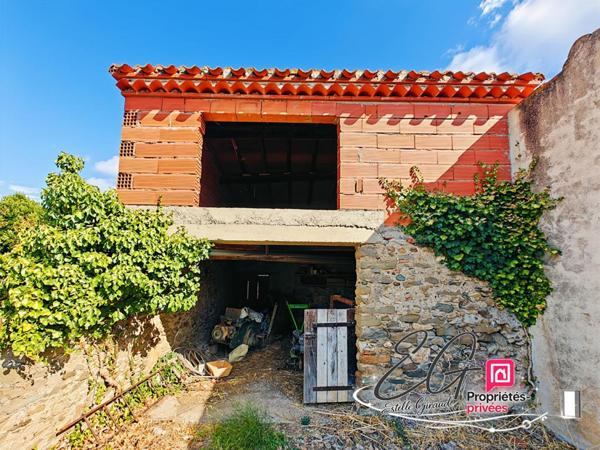 Maison de maître en pierre, 6 chambres, grand terrain et dépendances