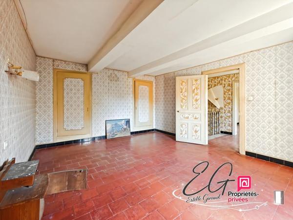 Maison de maître en pierre, 6 chambres, grand terrain et dépendances