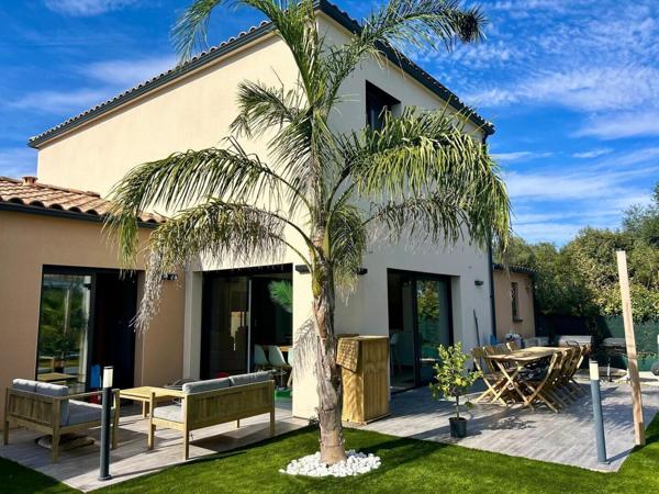 COUP DE CŒUR pour cette adorable villa individuelle récente de 2023.