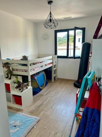 COUP DE CŒUR pour cette adorable villa individuelle récente de 2023.