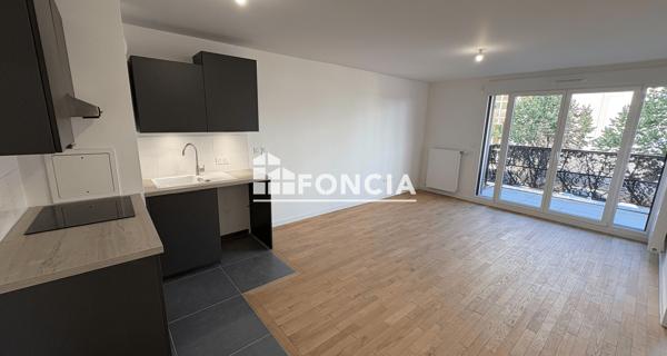 Location Appartement 3 pièces 57.21 m² - La Garenne-colombes 92250