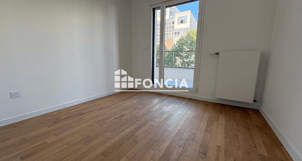 Location Appartement 3 pièces 57.21 m² - La Garenne-colombes 92250