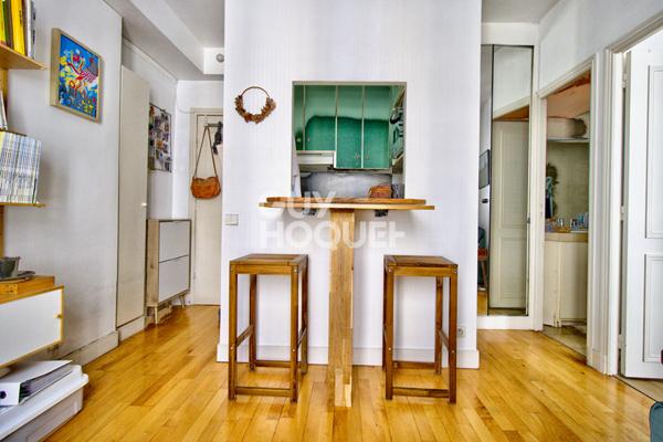 PLACE GAMBETTA - Charmant 2 pièces meublé 23,56 m²