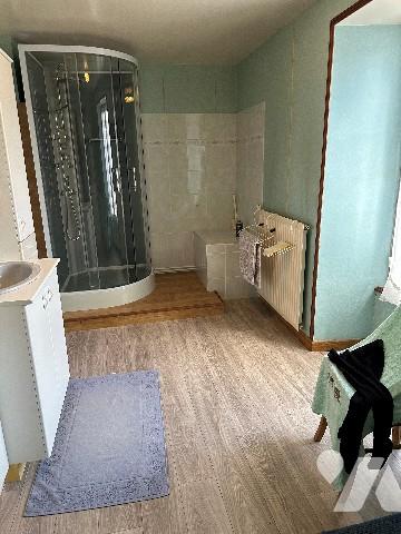 Maison de ville de 110 m² proche du bourg