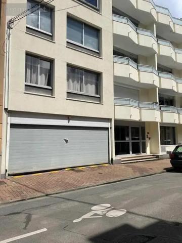 Location - Garage et parking Lille 59000 1 pièce