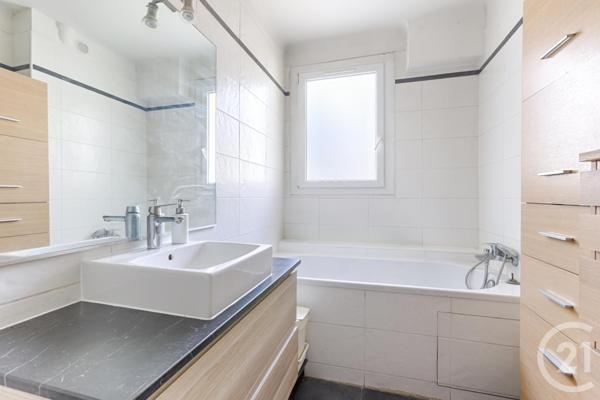 Appartement à vendre  3 pièces - 69 m2 PARIS - 75016