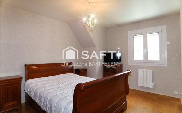Maison avec 3 chambres, 1 bureau, 1 veranda, 1 garage à Cléon 76410