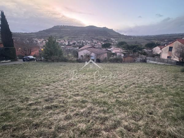 Saint-Georges-de-Luzençon (12100) TERRAIN À BÂTIR DE 1000 M2