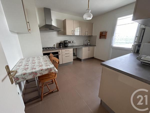 Maison à vendre  8 pièces - 135 m2 LES ESSARTS LE ROI - 78