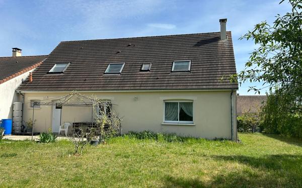 Maison à louer    5 pièces •  Vineuil