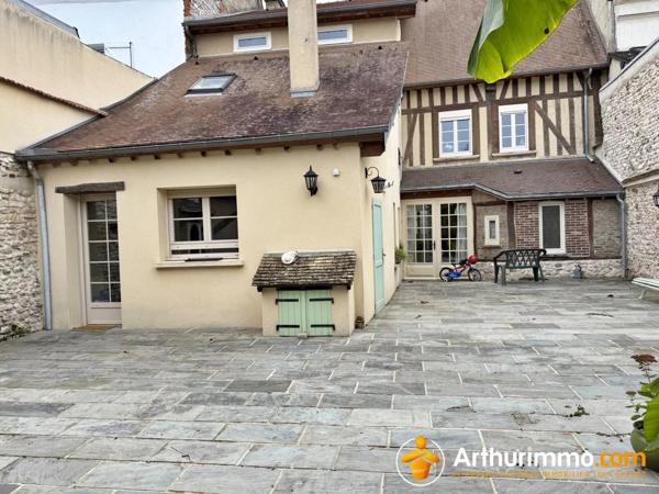 Vente Maison 9 pièces 227 m2 à Ivry-la-Bataille