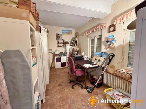 Vente                                                      Maison
                        
                     9 pièces                      227 m2                     à Ivry-la-Bataille