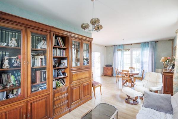 Maison à vendre |  Saint-Seurin-sur-l'Isle |  4 pièces | 117 m²