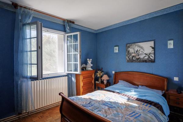 Maison à vendre |  Saint-Seurin-sur-l'Isle |  4 pièces | 117 m²