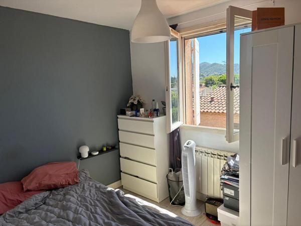 Appartement  3 pièce(s) 62 m2 avec terrasse et stationnement