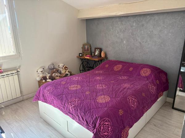 Appartement  3 pièce(s) 62 m2 avec terrasse et stationnement