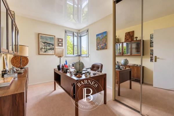 Le Chesnay, Appartement 3 Chambres -  146 m² à vendre