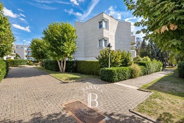 Le Chesnay, Appartement 3 Chambres -  146 m² à vendre