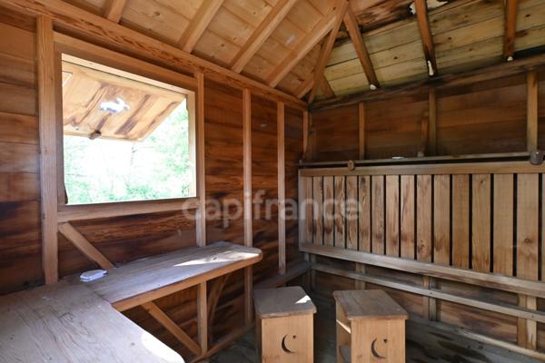 MORAINVILLIERS-BURES - Meulière à colombage du début du 20ème siècle de 243m2, terrain de 1112,00 m².